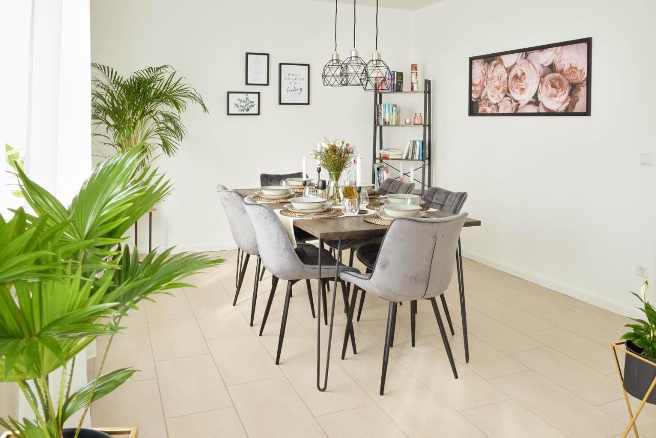 Ajko Homes - Design Apartment - Parkplatz - Balkon - Netflix - 6 Pers Walldorf  Eksteriør billede